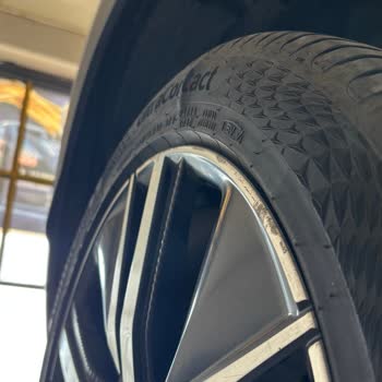 Peugeot 3008'de Continental Lastiğin Balon Oluşumu Ve Garanti Talebi