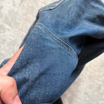 Mavi Pantolon Aşınma Ve Dikiş Açılması Sorunu Mağaza Tarafından Reddedildi