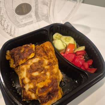 Migros Yemek'te Yanık Ve Aşırı Yağlı Gözleme, İade Reddi