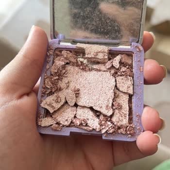 Kırık Gelen Lykd Silky Touch Highlighter Ürünü İçin Değişim Talebi