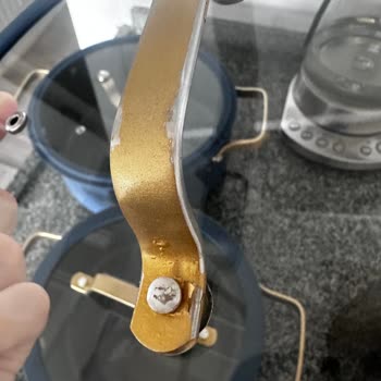 Schafer Sapphire Tencere Setinde Boya Atması Ve Müşteri Desteği Eksikliği