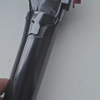 Dyson V12 Detect Slim Metal Parça Kırılması İçin Ücretsiz Değişim Talebi