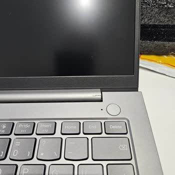 Açılmış Ve Hasarlı Sıfır Laptop İçin İade Talebi