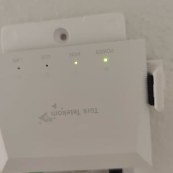 Hatalı Kurulum Sonrası Kesintili İnternet Ve Acil Saha Servisi Talebi