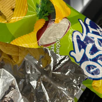 Yogurt Aromalı Cipste Görülen Kara Böcek İçin Gıda Güvenliği Şikayeti