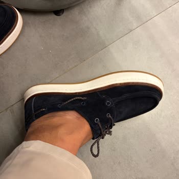 Yeni Sneaker Açıldı, 41 Gün Cevapsızlık Sonrası Değişim İstiyorum