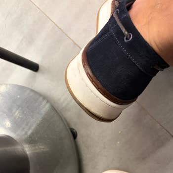 Yeni Sneaker Açıldı, 41 Gün Cevapsızlık Sonrası Değişim İstiyorum