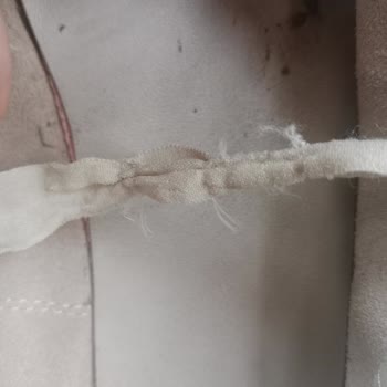 Ürünün Tabası Çıktı Ve Bağcıkları Yırtıldı, İade Talebim Reddedildi