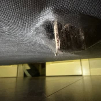 Az Kullanılan Deri Kanepeler Çürüdü, Garanti Kapsamında Değişim Ve İade Talebi
