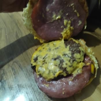 Yanlış Ve Soğuk Burger İçin İade Reddi Ve Müşteri Hizmetleri Tutarsızlığı