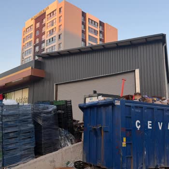 Ada Gross Market Çöp Alanı Çevre Kirliliği Ve Güvenlik Riski Yaratıyor