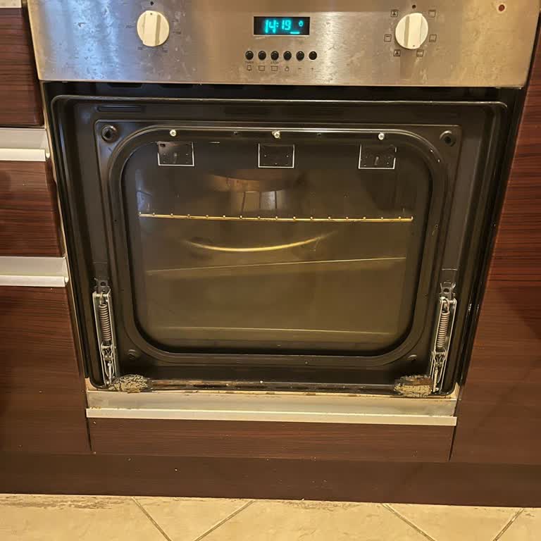 Dominox Ankastre Fırın Camı Kendiliğinden Patladı Ve Garanti Kapsamı Reddi
