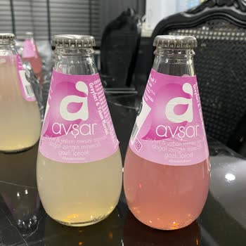 Avşar Meyveli İçeceklerde Renk Bozukluğu Ve Sağlık Endişesi