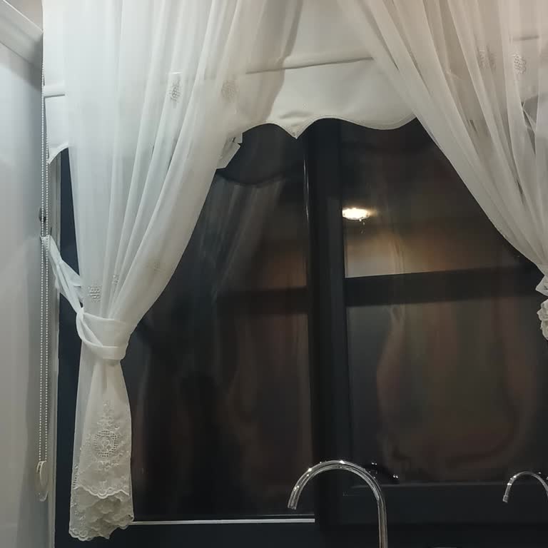 Garanti Kapsamındaki Camların Buğulu Ve Paslı Olması, Şirketin Cevapsızlığı