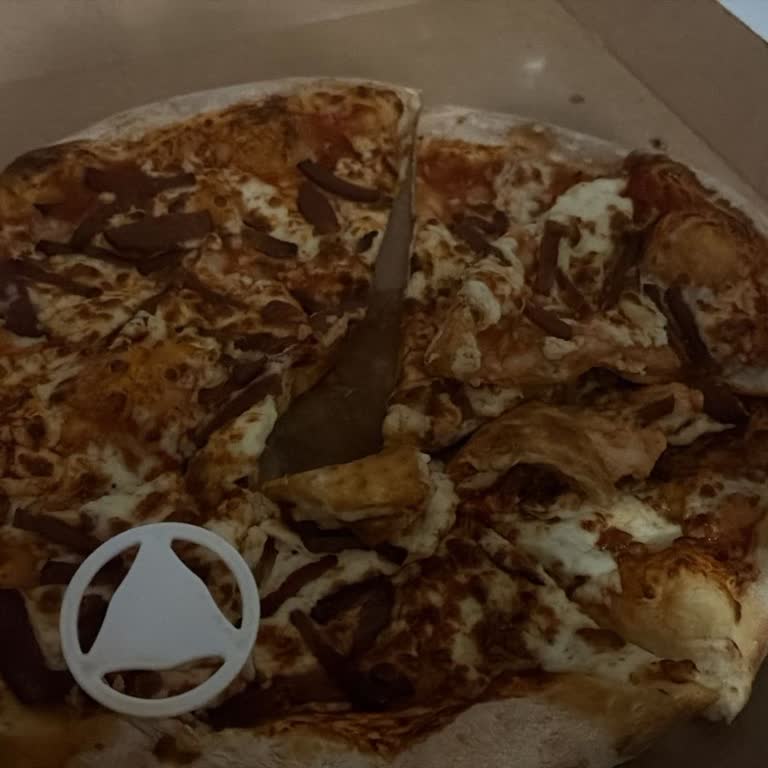 Dağınık Pizza, Kaba Kurye Ve Cevapsız Destek