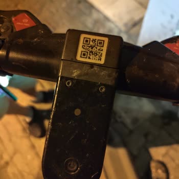 Martı Scooter'in Aracımda Oluşturduğu Çizik Ve Göçük, Şikayetime Cevap Gelmedi