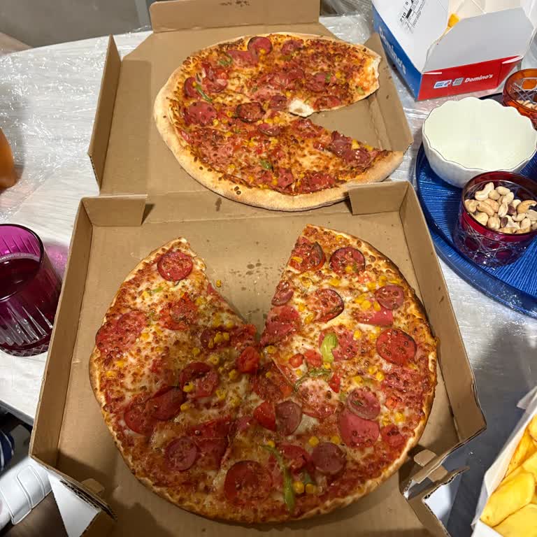Soslu Pizza Gönderilmemesi Ve İade Sözünün Tutulmaması