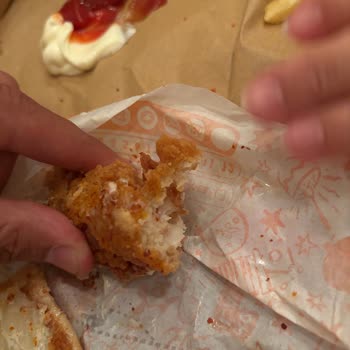 Popeyes Kırıkhan’da Kıl İçeren Tavuk Ve Cevapsız Müşteri Hizmetleri