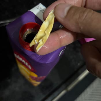 Meyve Suyu İçinde Yabancı Parçalar Bulunması Sağlık Korkusuna Neden Oldu