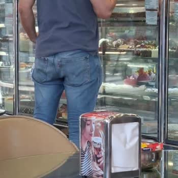 Kartal Kıyı Pastanesi'nde Silah Görünen Çalışanın Davranışı Müşterileri Güvensiz Hissettirdi
