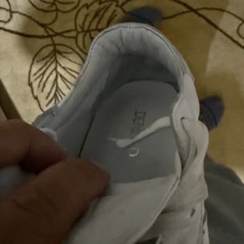 Ayakkabının Boyası Çoraba Geçti Ve Topuk Yarası Oluştu, İade Talebim Reddedildi