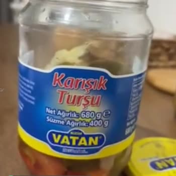 Bizim Vatan Turşusundan Çıkan Böcek!