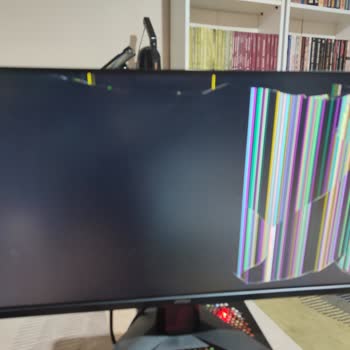 Kırık Monitörüm İçin Yanıltıcı Tazminat Vaadi Ve Çözümsüz Süreç