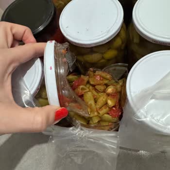 Kırılan Kavanoz Ve Dökülen Ürün İçeriği Nedeniyle Gıda Güvenliği Şikayeti