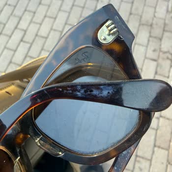 Rayban Gözlüğümde Gevşeyen Vida Ve Garanti İhmalı