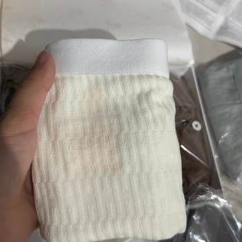 Siparişimde Yanlış Renk, Kalitesiz Ürün Ve İade Yanıtı Yok