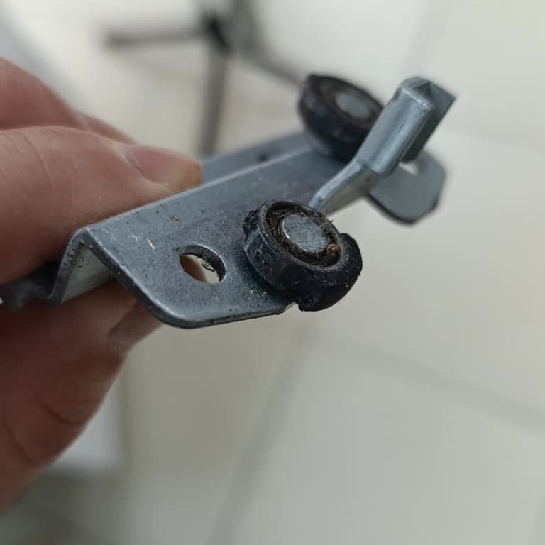 Vivense Müşteri Hizmetlerinden Yedek Parça Talebine Cevap Yok