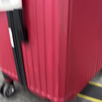 Ajet Uçuşunda Bagaj Hasarı Ve Şirketin Yardım Eksikliği