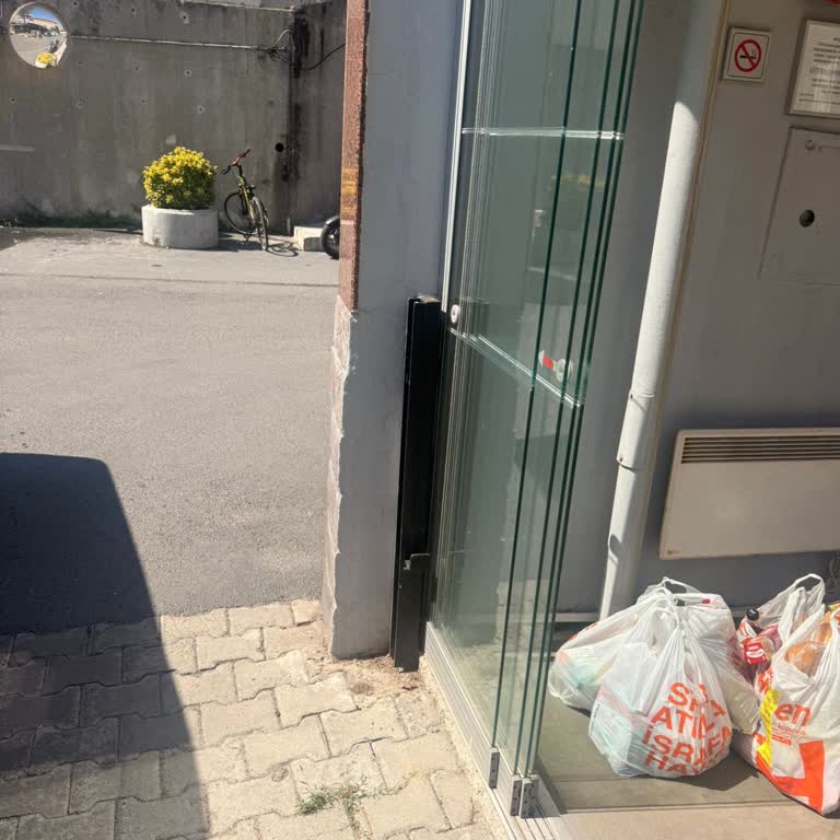 Migros Hemen Kuryenin Teslimatı Reddetmesi Ve Çocuklu Aileyi Zor Duruma Sokması