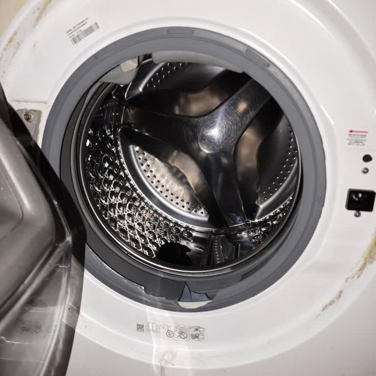 Garanti Altındaki Yeni Çamaşır Makinesinin Kapak Lastiği Ücret İstemi