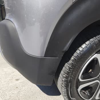 Sigorta Parça Değişimini Reddetti, Bumper Tamiri Kalitesiz Görünüm Bıraktı