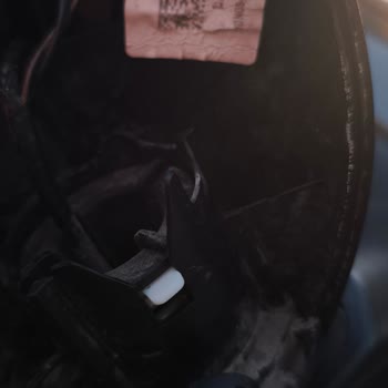Opet Otomatik Yıkama Makinesi Yan Aynaları Kırdı, Masrafların Karşılanması Talebi
