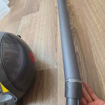 Dyson Big Ball Süpürge Hortumunda Malzeme Kusuru Ve Garanti Reddi