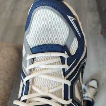 Skechers Ayakkabının Boya Akması Ve Garanti Red Kararı