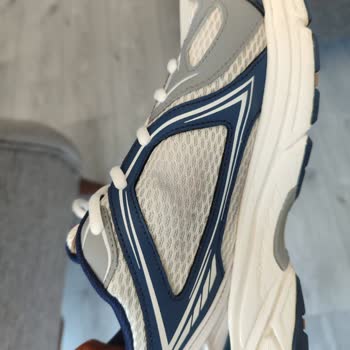 Skechers Ayakkabının Boya Akması Ve Garanti Red Kararı