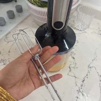 Philips El Blender Çırpma Aparatı Az Kullanım Sonrası Kırıldı, Ücretsiz Parça Talep Ediyor