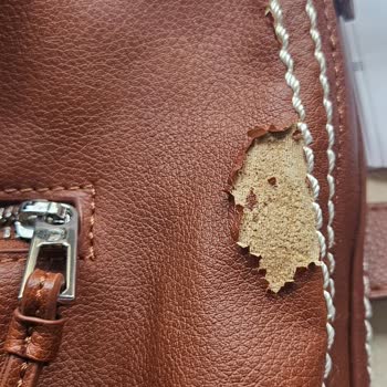 Bolsa Desigual deformada, solicito devolución, cambio o reparación