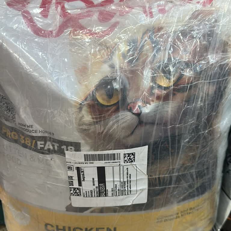 Siparişte Eksik Ve Yanlış Kedi Maması, Müşteri Hizmetlerinden Cevap Yok