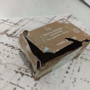 Kırık Kutu Ve Eksik Parfüm Teslimatı Çözülmedi