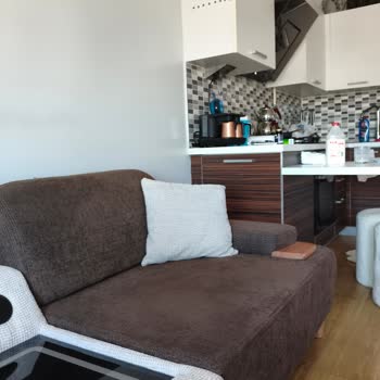 Eskidji Bazaar Güler Mobilya Kullanılmış Koltuğun Alt Astarı Yırtılmış Şekilde Verildi