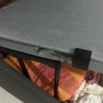 Kelebek Mobilya’da Kırılan Baza Garanti Dışı Duyuruldu, Servis Yardımcı Olmadı