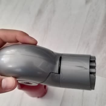 Dyson V12 Süpürgenin Aparatı Kırıldı, Garanti Kapsamı Dışında