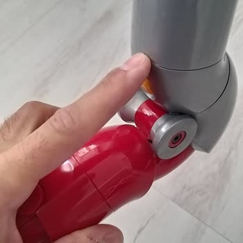 Dyson V12 Süpürgenin Aparatı Kırıldı, Garanti Kapsamı Dışında
