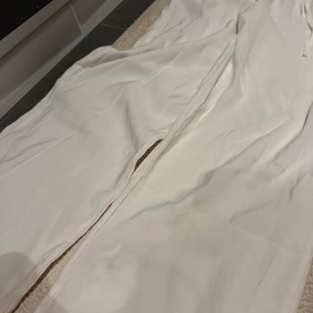 Po'ouli Giyim Aydın Mağazası Yanıltıcı Kullanılmış İddiası Ve Haksız Muamele