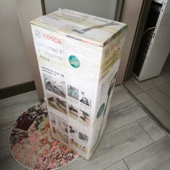 Açılmış Ve Eski Üretim Tarihli Bosch Süpürge İçin Değişim Talebi