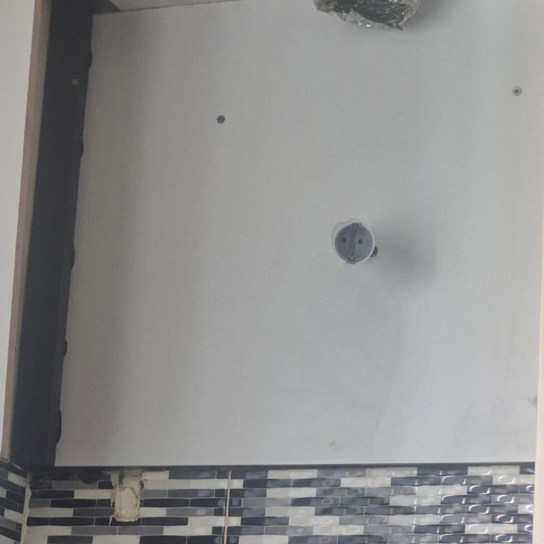 Beko Montaj Ekibi Basit Çivi İşini Bırakıp Müşteriyi Zorladı